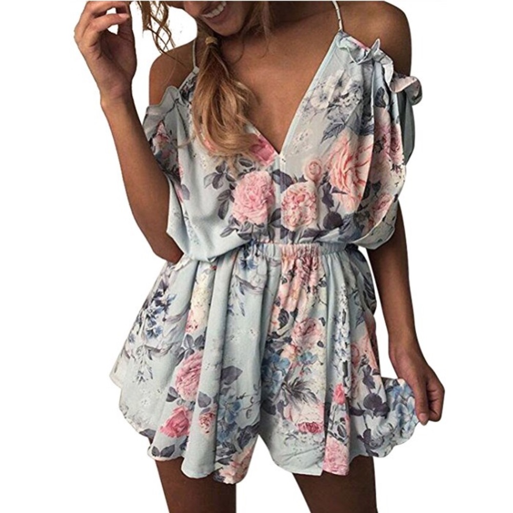 ๐HOST PICK๐๐Womens V Neck Floral Romper๐ - Picture 1 of 2